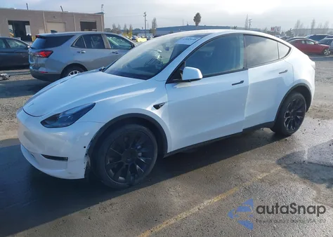 2022 Tesla Model Y Long Range Dual Motor All-Wheel Drive из США, поврежденный, VIN 7SAYGDEE1NF545520